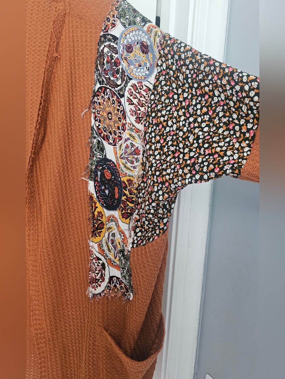 Umgee open-front cardigan blends cozy textures with a bohemian aesthetic. Size S - Picture 4 of 9